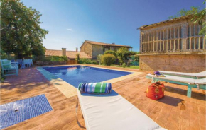 Six-Bedroom Holiday Home in Cernedo